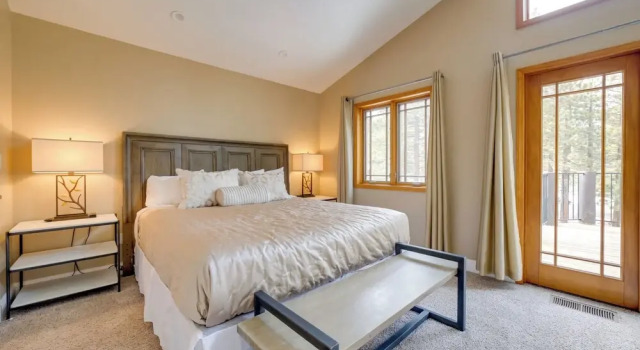 4 Mi to Ski Mt Rose: Sleek Reno-lake Tahoe Home, Rezerwuj Dom wakacyjny Reno Stany Zjednoczone