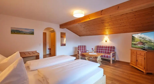 Номер Superior Hotel Garni Zugspitz