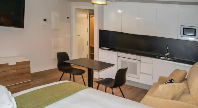 Люкс Aparthotel  Essenzia de Castilla