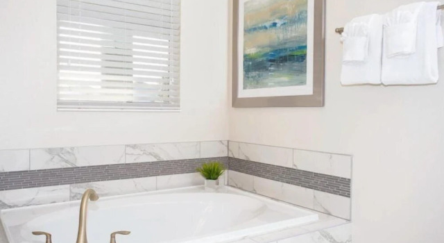 Fabulous ChampionsGate Golf Resort 8 Bedroom Pool Home