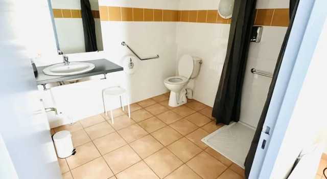 Семейный номер Standard Hôtel Rose des Vents