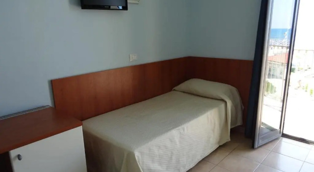 Трёхместный номер Standard с балконом и с видом на море Hotel Sole E Mare