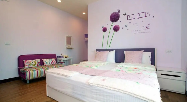 Люкс Deluxe c 1 комнатой с балконом Tao Heung Garden B&B