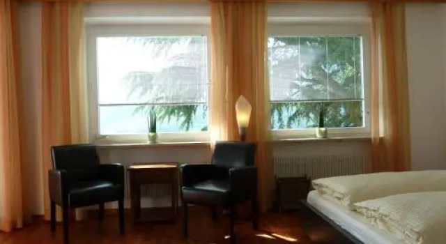 Haus Artus, Забронировать Отель Сцена Трентино-Альто-Адидже