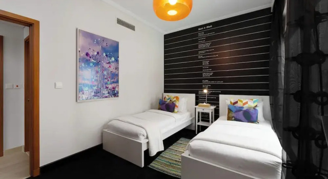 Maison Privee - Cosmopolitan Apt w/ Scenic Dubai Marina Vws, Забронировать Апартаменты/квартира Апартаменты Эмирата Дубая, рядом с Dubai Marina Yacht Club, Апартаменты/квартира