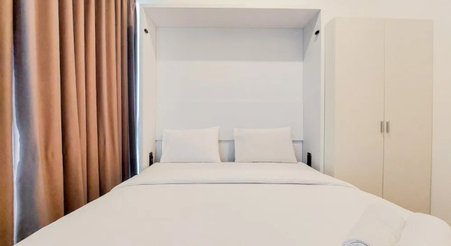 Студия Cozy Studio High Floor At Tree Park City Cikokol Apartment
