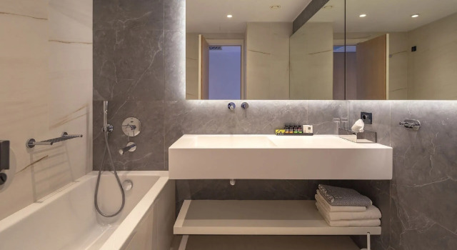Люкс Outdoor Jacuzzi с видом на море Skiathos Palace Hotel