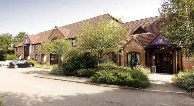 Premier Inn Bridgend (M4, J35)