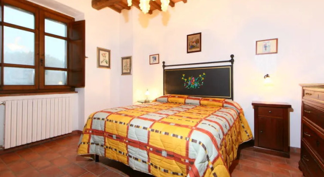 Quercia, Buchen Sie Ferienwohnung Hotels in Trevinano mit Pool, Schwimmbad