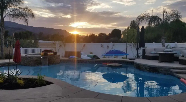 Студия Deluxe Sweet Wildomar Retreat