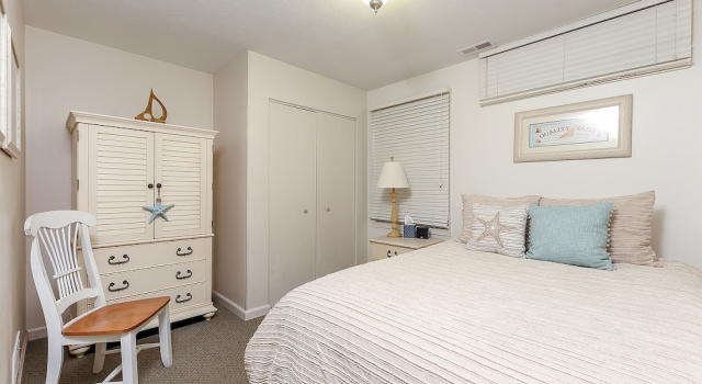 Beautiful 2 Bedroom Lakeside Condo at The Shores 5677, Varaa Huoneistohotelli Acme Michigan
