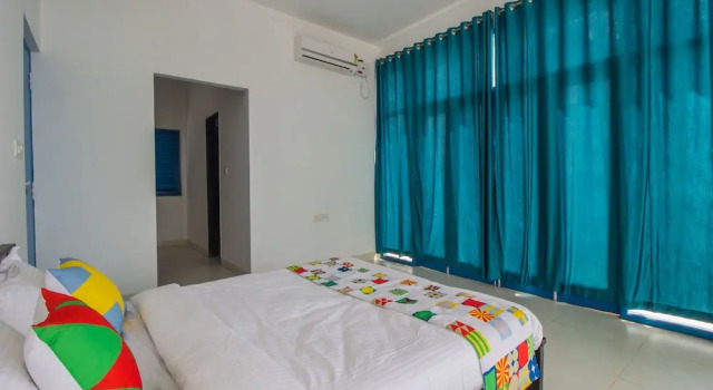 OYO 26700 Home Greek Style 3BHK Bambolim, Varaa Hotelli 3 tähden hotellit kohteessa Goa, 3*