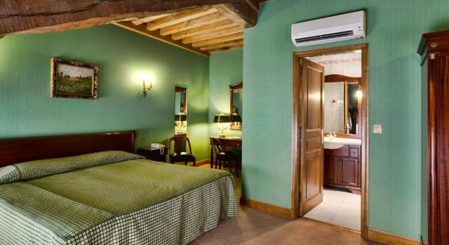 Двухместный номер Comfort Logis Hôtel Belle Epoque
