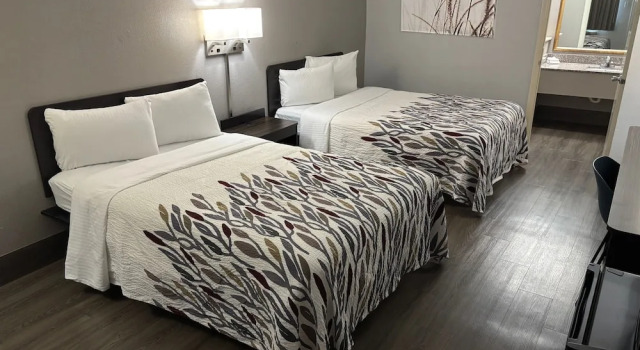 Четырёхместный номер Deluxe Studio 6 Birmingham, AL - Medical Center - Inverness Hwy 280