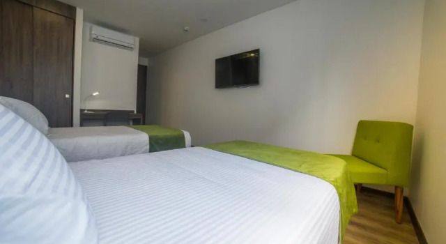 Семейный номер Standard EcoHub Hotel Medellin