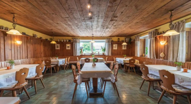 Gasthof Zur Seeburg, Réserver Hôtel Seekirchen am Wallersee Wallersee