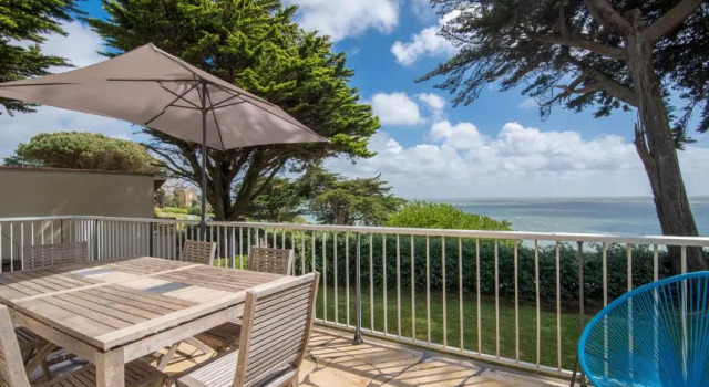 Maison avec vue imprenable sur mer à 180 degrés