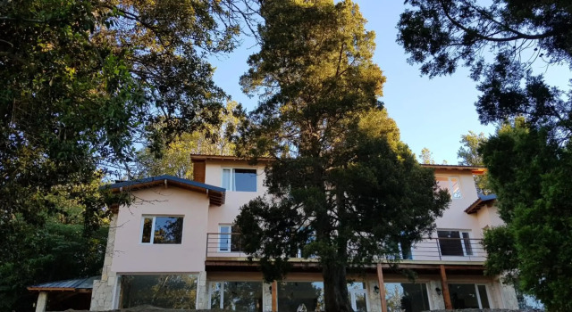 Cabañas & Aparts Lancuyen, Villa de Montaña, Забронировать Апартаменты/квартира Вилья-ла-Ангостура Неукен