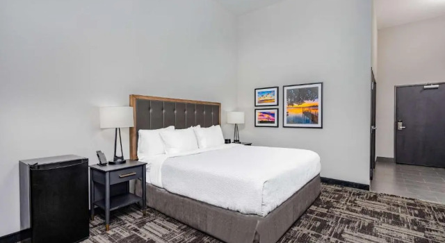 Двухместный номер Standard LaQuinta Suites by Wyndham South Bend Notre Dame Area