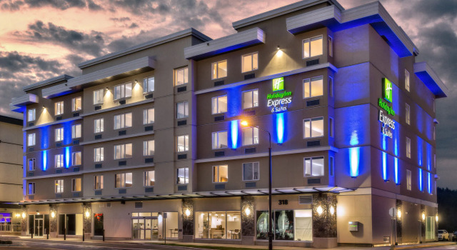 Holiday Inn Express & Suites Victoria - Colwood