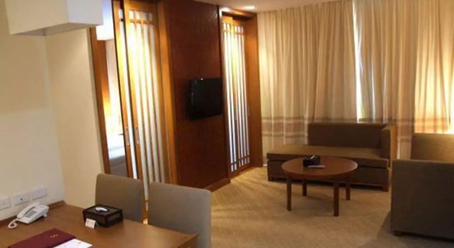 Люкс Royal Sunee Grand Hotel and Convention Center