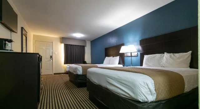 Четырёхместный номер Standard Countryside Inn