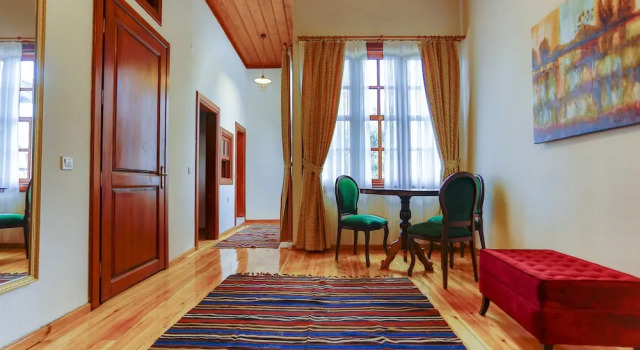 Семейный люкс Atelya Art Hotel