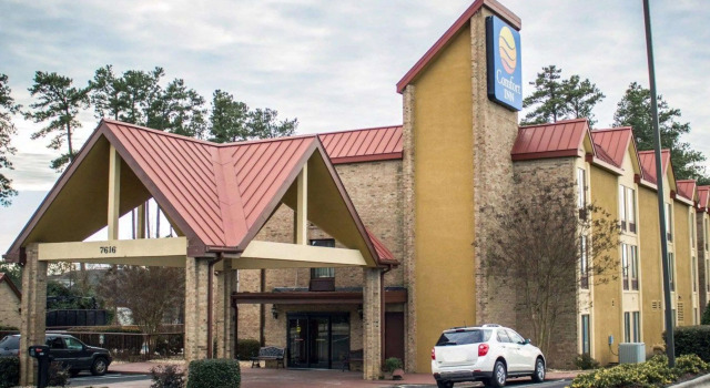 Comfort Inn & Suites Fuquay Varina, Забронировать Отель Отели Фуквэй-Варина с бассейном, Бассейн