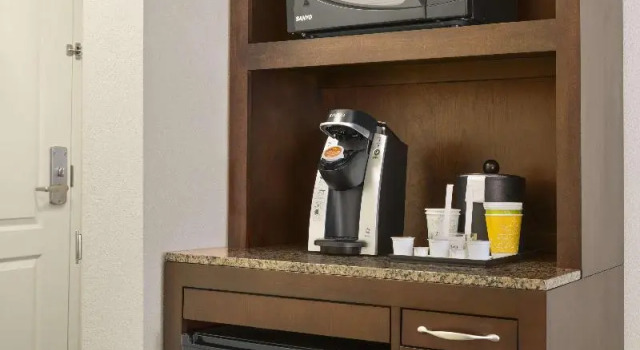 Двухместный номер Standard с видом на канал Hilton Garden Inn Nashville Smyrna