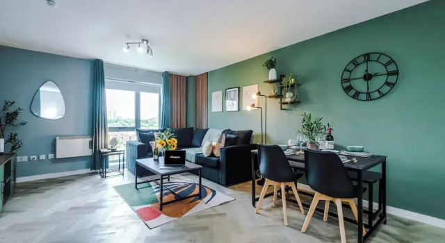 Апартаменты 232 Ordsall Lane