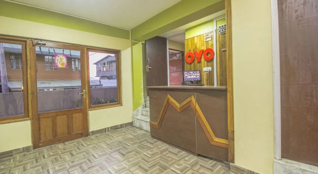 OYO 23591 Nightingale Residency