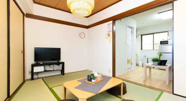 Bari Romane Building, Book Apartment Kita Tokyo