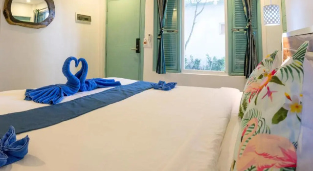 One Beach Resort by EHM, Забронировать Курортный отель Ронгсанлем провинция Преа-Сианук