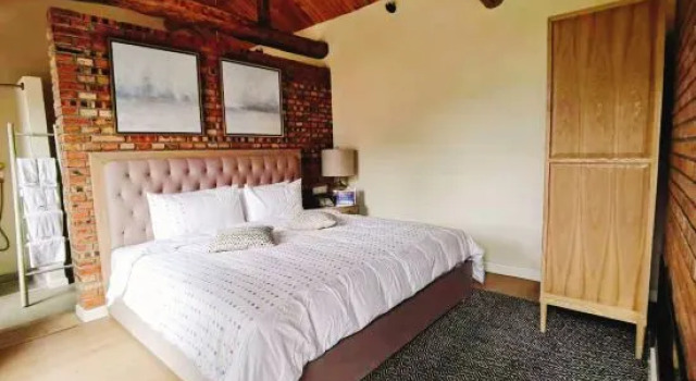 Кровать в общем номере c 1 комнатой Jinta Xiangu Holiday Town