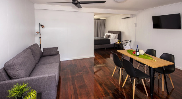 Dandaloo Gardens, Book Hotel Hoteller i Magnetic Island med pool, Swimmingpool