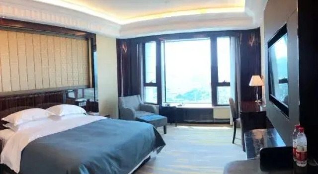 Люкс Business Wyndham Zhuji West