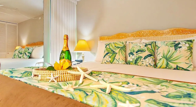 Kaleialoha 106 Ocean Front 1bd/1ba 1 Bedroom Condo by RedAwning, Забронировать Апартаменты/квартира Отели West Maui с парковкой, Парковка