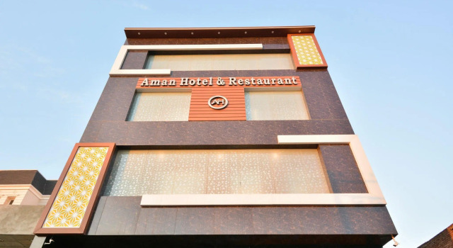 Capital O 64956 Hotel Aman, Rezervovat Hotel Hotely v Punjab s parkováním, Parkování