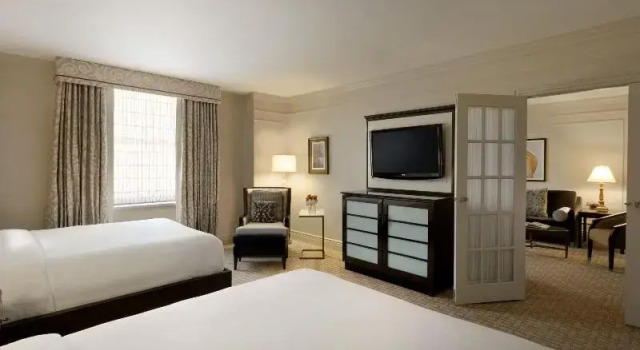Номер Standard Fairmont Hotel Vancouver