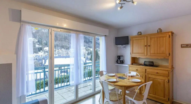 Appartement Cauterets, 2 pièces, 4 personnes - FR-1-401-135, Rezervasyon Daire Pyrenees National Park otoparklı oteller, Otopark