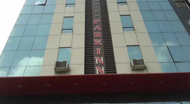Hotel Park Inn, Rezervovat Hotel Hotely v Gujarat s parkováním, Parkování