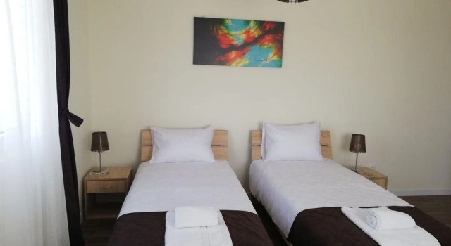 Hotel A-minis