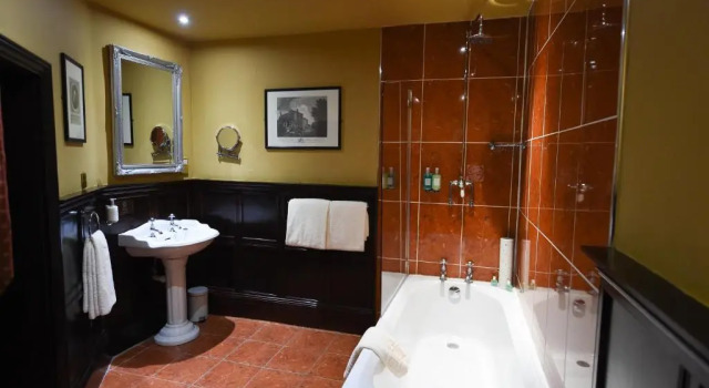 Номер Superior Lumley Castle Hotel