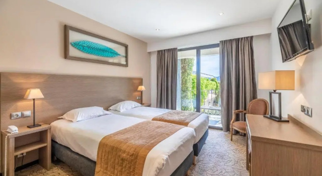 Двухместный номер Standard Hotel Shegara