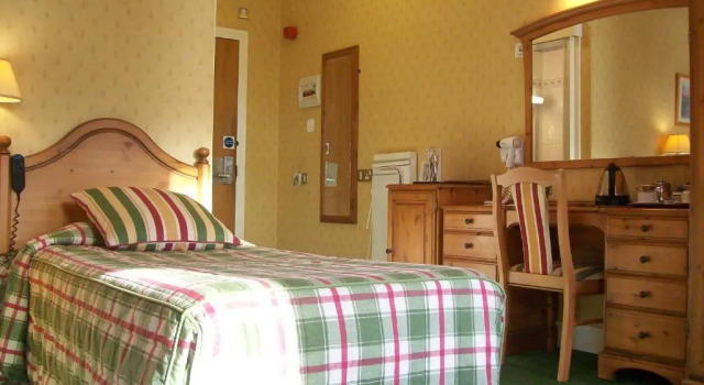 Standard- Enkelt værelse Elstead Hotel