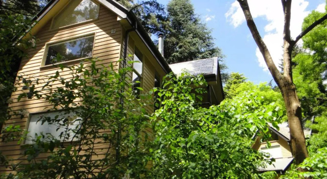 Коттедж Lochiel Luxury Accommodation