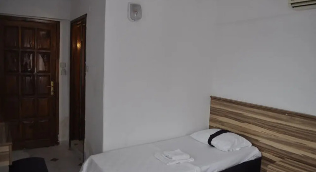 Номер Standard Nicholas Garden Hotel
