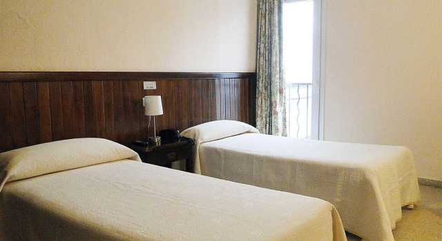 Eurohotel, Book Hotel Mahón Menorca, near Arc de Sant Roc