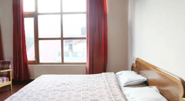 Hotel Anupam, Забронировать Отель Отели Манали с парковкой, Парковка