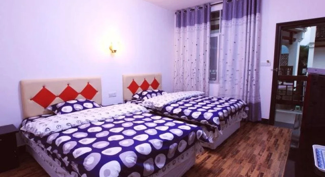 Zhangjiajie Base Area International Youth Hostel, Забронировать Хостел Йонг Дин 